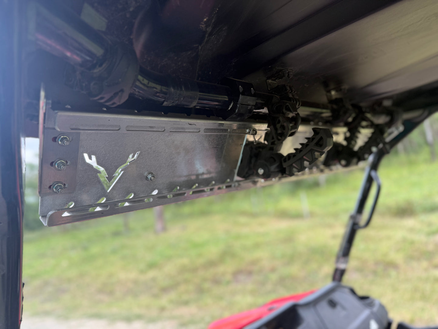 Honda Pioneer 1000 Gunrack/sun visor